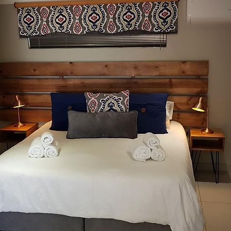 Touching Senses Garden Cottages Bloemfontein Ngoại thất bức ảnh