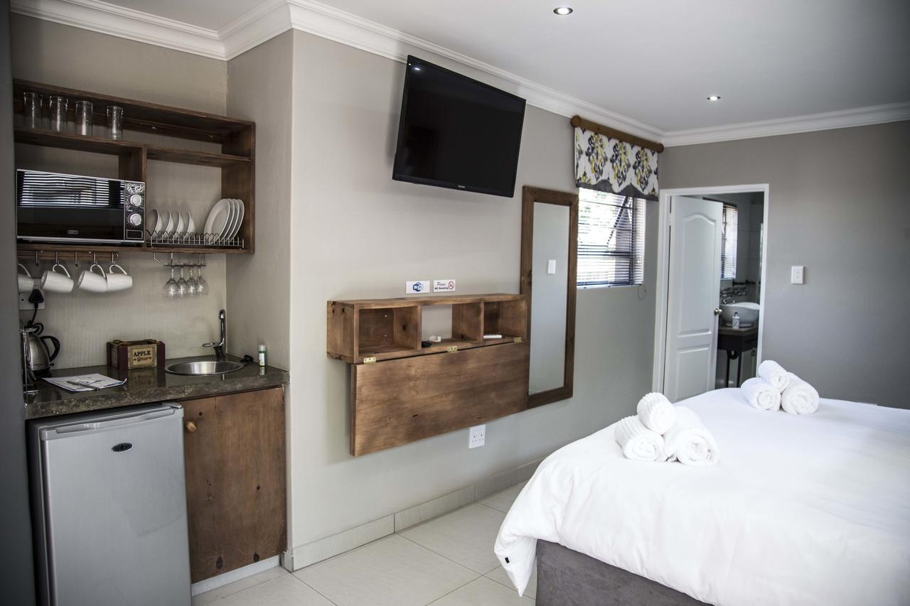 Touching Senses Garden Cottages Bloemfontein Ngoại thất bức ảnh
